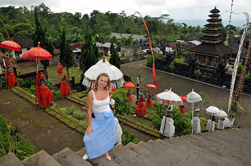 395_wyspa_bali.jpg - Jest to najważniejsza świątynia hinduistycznej społeczności Bali, zwana również 'Świątynią Matką'